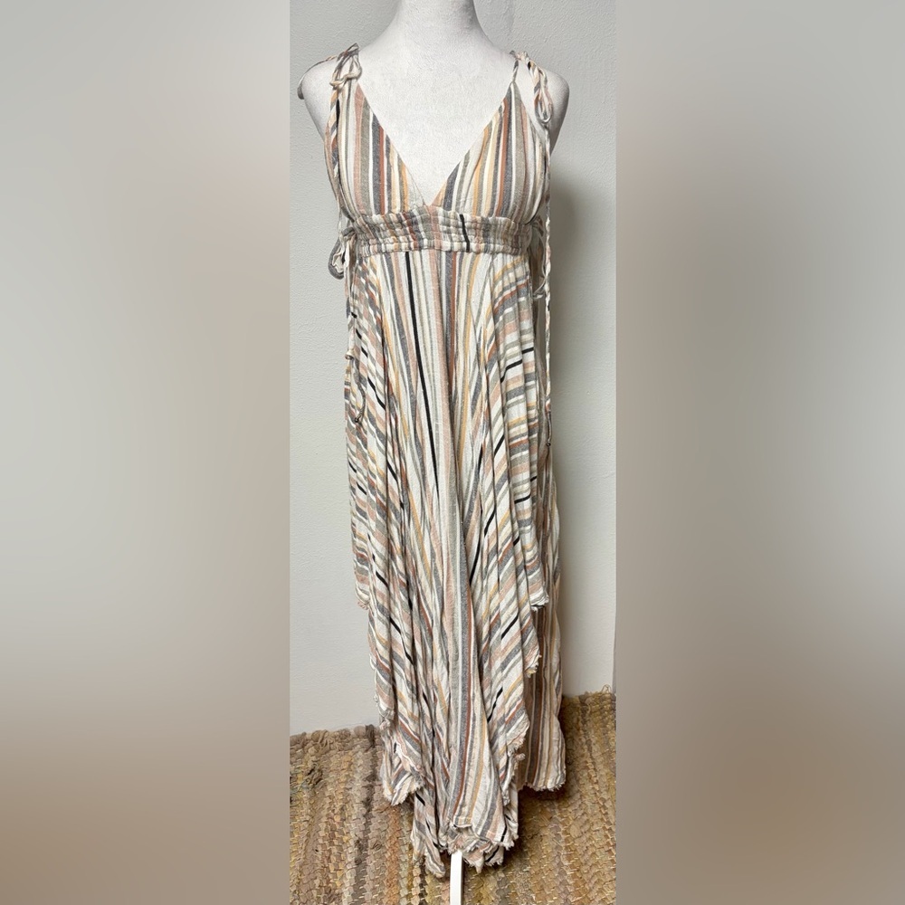 Free People Striped Tropical Heat Maxi
Dress Boho Minimalist Flowy
Size XS - Picture 5 of 9